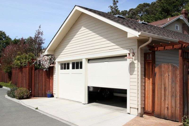 Manually Open a Garage Door